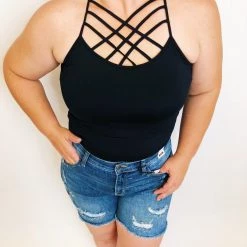 Iris & Rainbow Boutique #K232 The Maze Criss Cross Tank (Black)