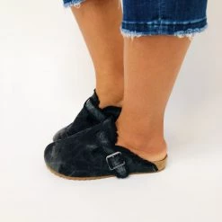 Iris & Rainbow Boutique K550 Livin' The Dream Picnic Shoes (Acid Wash Black) 10 Iris & Rainbow Boutique K550 Livin' The Dream Picnic Shoes (Acid Wash Black)