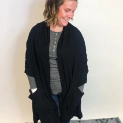 Iris & Rainbow Boutique New Arrivals #K730 Going Steady Pocket Scarf (Black)