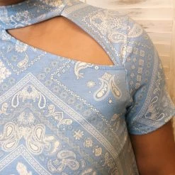 Iris & Rainbow Boutique New Arrivals #K122 Picture This Paisley Top