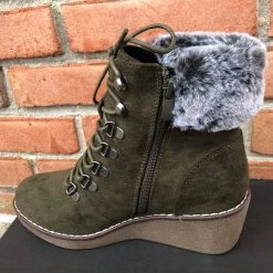 Iris & Rainbow Boutique New Arrivals #G02 Fox Corky Boots (Olive)