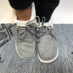 Iris & Rainbow Boutique #L594 Fuzzy And Precious Shoes New Arrivals