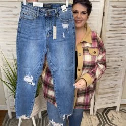Iris & Rainbow Boutique New Arrivals #K770 Take A Knee Judy Blue Girlfriend Jeans 28 Iris & Rainbow Boutique New Arrivals #K770 Take A Knee Judy Blue Girlfriend Jeans