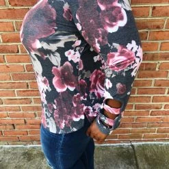 Iris & Rainbow Boutique #K688 Sparks Of Joy Floral Top