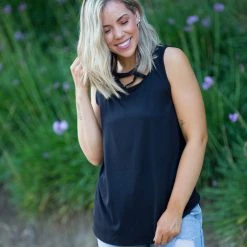 Boutique Simplified Criss Cross You Don't Stop - Black New Arrivals