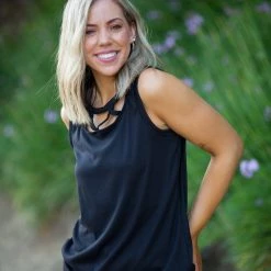 Boutique Simplified Criss Cross You Don't Stop - Black New Arrivals