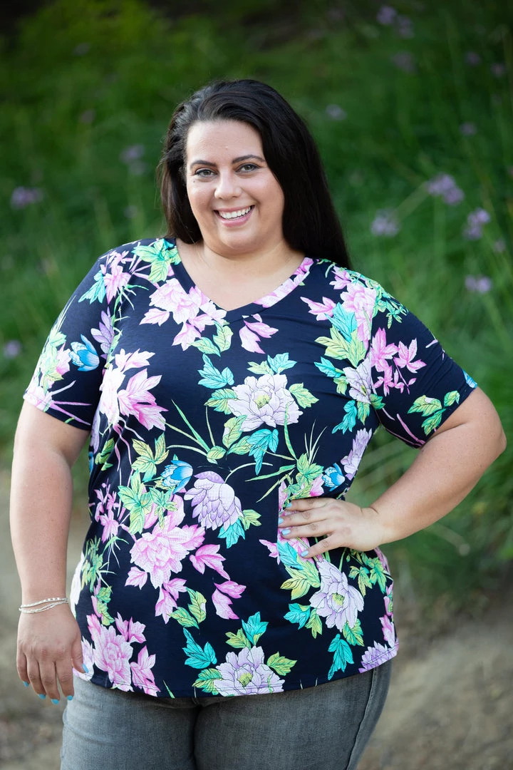 Boutique Simplified New Arrivals Digital Floral Short Sleeve Top 8 Boutique Simplified New Arrivals Digital Floral Short Sleeve Top