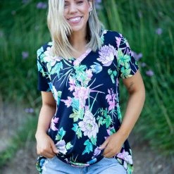 Boutique Simplified New Arrivals Digital Floral Short Sleeve Top 16 Boutique Simplified New Arrivals Digital Floral Short Sleeve Top