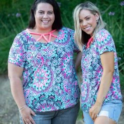 Boutique Simplified Psychedelic Paisley Criss Cross Top