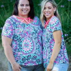 Boutique Simplified Psychedelic Paisley Criss Cross Top