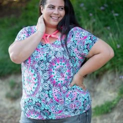 Boutique Simplified Psychedelic Paisley Criss Cross Top