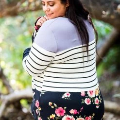 Boutique Simplified New Arrivals Fantasmic Colorblock Top