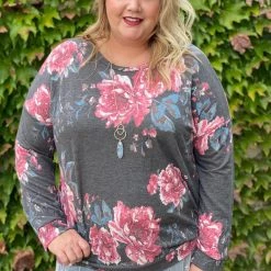 Boutique Simplified Ruffled In Floral Long Sleeve Pullover