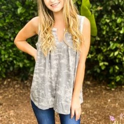 Boutique Simplified Smokey Skies Sleeveless Top New Arrivals